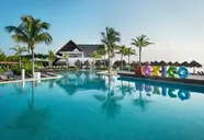 Ocean Riviera Paradise El Beso