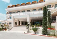 Oceanica Beach Resort