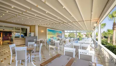 Oceanica Beach Resort