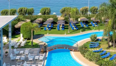 Oceanis Beach