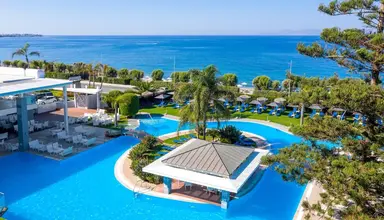 Oceanis Beach