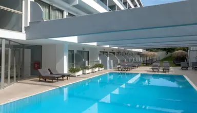 Oceanis Beach