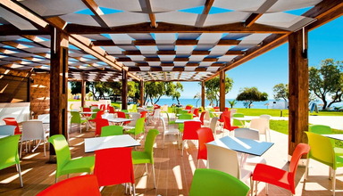 Oceanis Beach