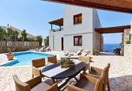 Okeanides Luxury Villas