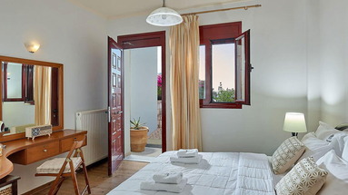 Okeanides Luxury Villas