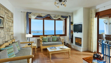 Okeanides Luxury Villas