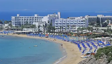 Okeanos Beach