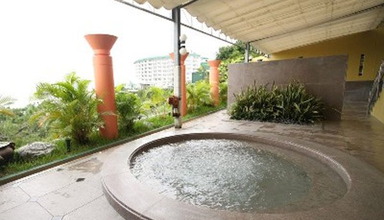 Okinawa Kariyusi Beach Resort Ocean Spa