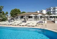 Ola Club Cecilia