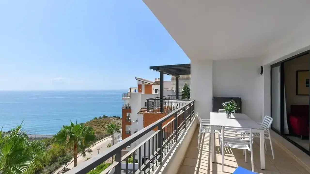 Olee Nerja Holiday Rentals by Fuerte Group