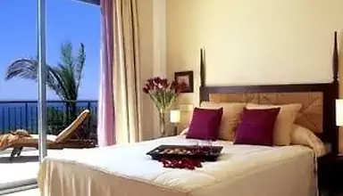 Olee Nerja Holiday Rentals by Fuerte Group