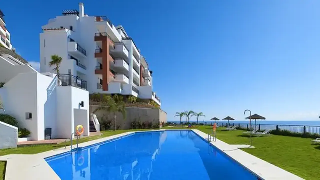 Olee Nerja Holiday Rentals by Fuerte Group