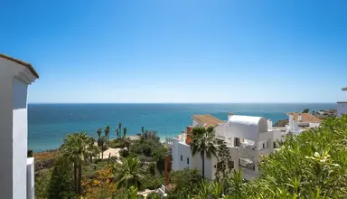 Olee Nerja Holiday Rentals by Fuerte Group