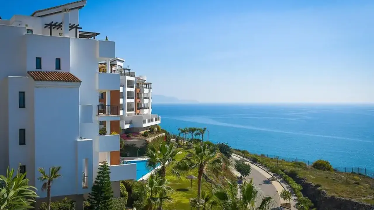Olee Nerja Holiday Rentals by Fuerte Group