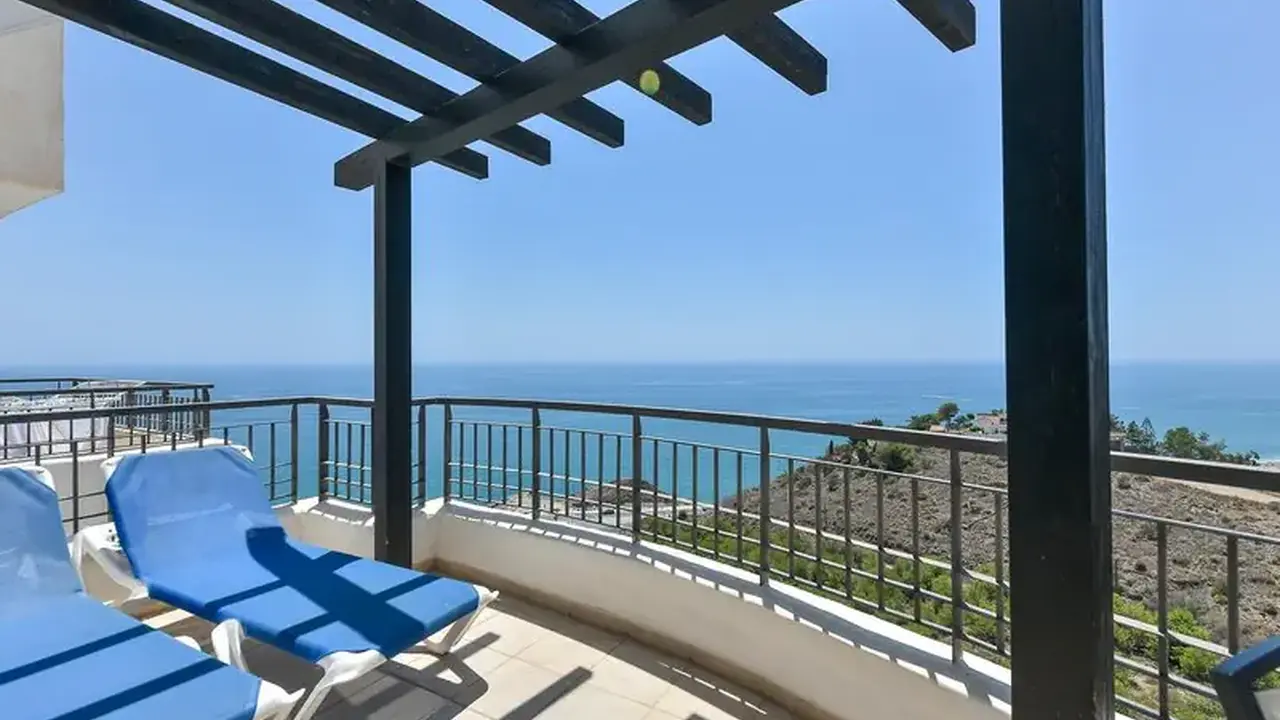 Olee Nerja Holiday Rentals by Fuerte Group