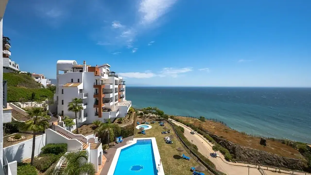 Olee Nerja Holiday Rentals by Fuerte Group