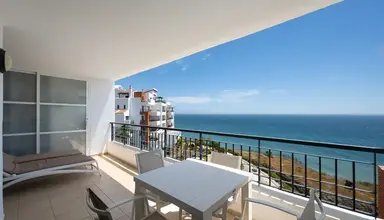 Olee Nerja Holiday Rentals by Fuerte Group