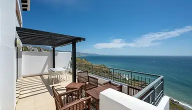Olee Nerja Holiday Rentals by Fuerte Group