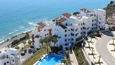 Olee Nerja Holiday Rentals by Fuerte Group