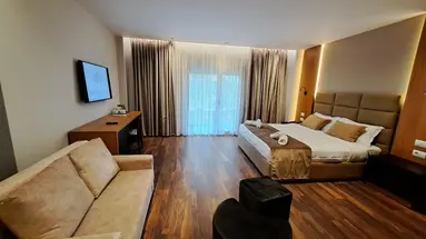 Olivia's Hill Resort