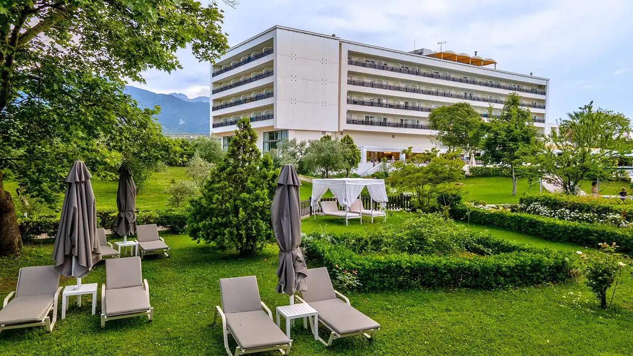 Olympian Bay Grand Resort