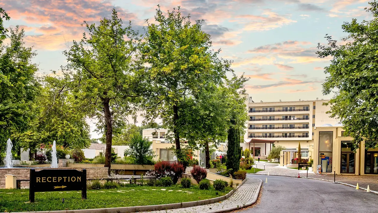 Olympian Bay Grand Resort