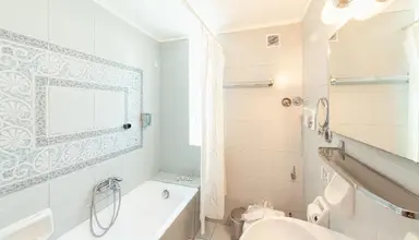 Olympic Suites Apartments