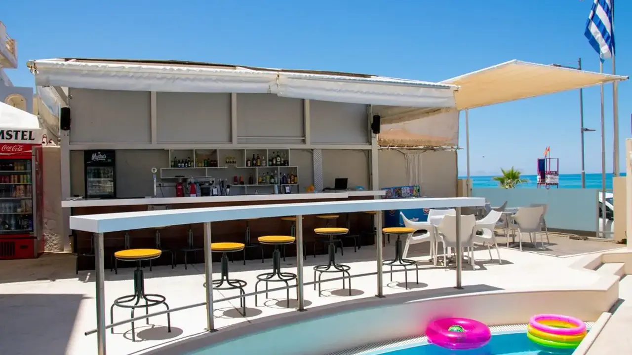 Olympic Suites Apartments 