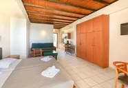 Olympic Suites Apartments 