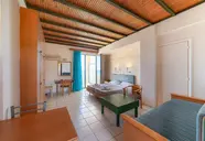 Olympic Suites Apartments 