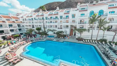 Ona Beverly Hills Heights