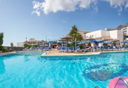 Ona el Marques Resort