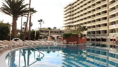 Ona Palm Beach