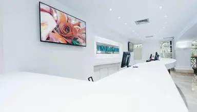 Ona Palm Beach