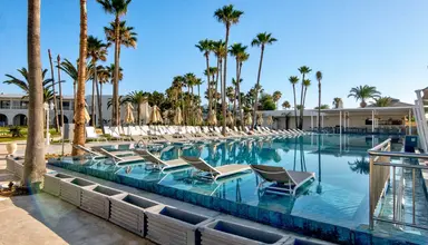 One Resort Premium