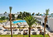 One Resort Premium