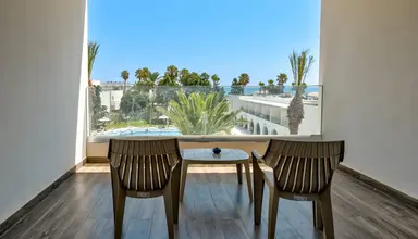 One Resort Premium
