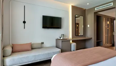 One Resort Premium