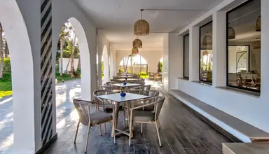 One Resort Premium