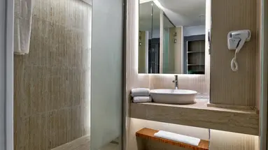 One Resort Premium