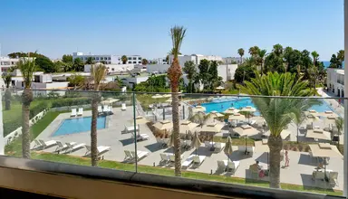 One Resort Premium