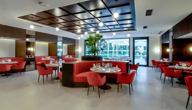 One Resort Premium