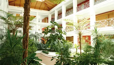Onyria Quinta da Marinha Resort