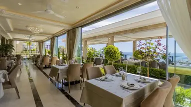 Onyx Beach Residence