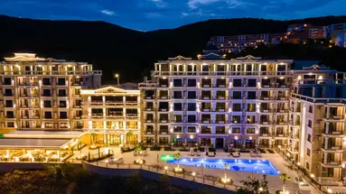 Onyx Beach Residence