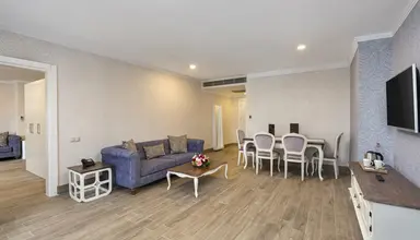 Orange County De Luxe Resort
