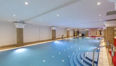 Orange County De Luxe Resort