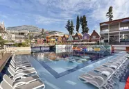 Orange County De Luxe Resort
