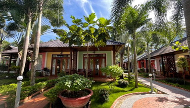 Orange Resort