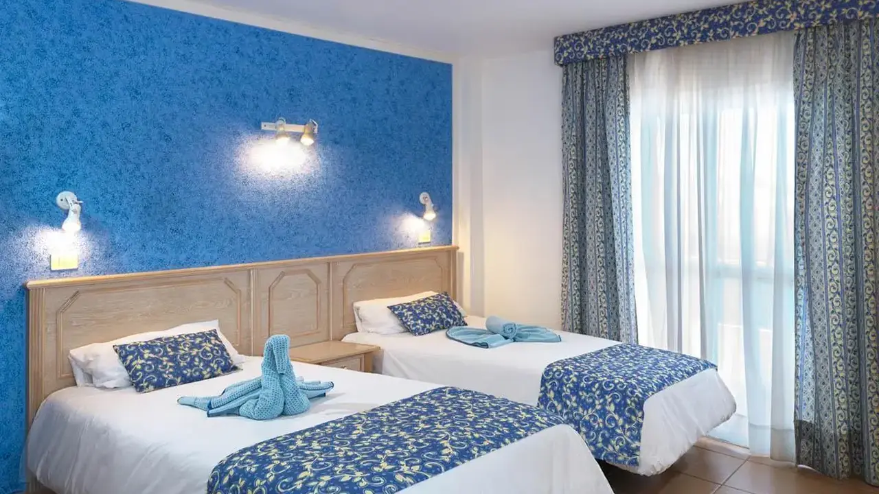 Oro Blanco Apartments